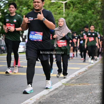 Runner Photo 4162566