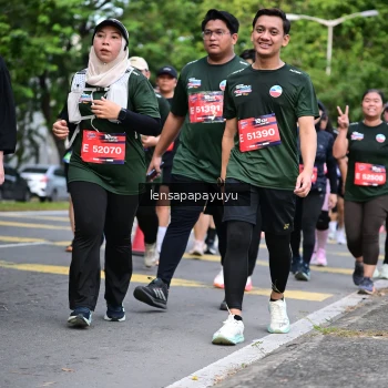Runner Photo 4162576
