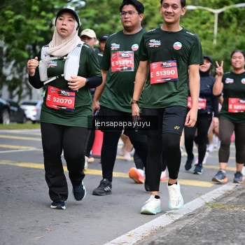 Runner Photo 4162581