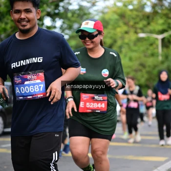 Runner Photo 4162593
