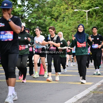 Runner Photo 4162595