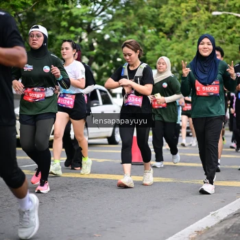Runner Photo 4162598