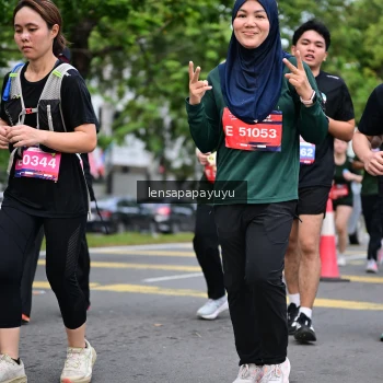 Runner Photo 4162599