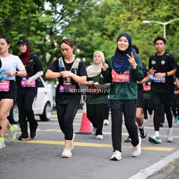 Runner Photo 4162602