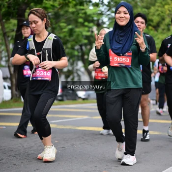 Runner Photo 4162603