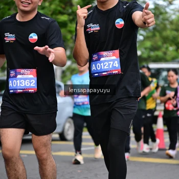 Runner Photo 4162609