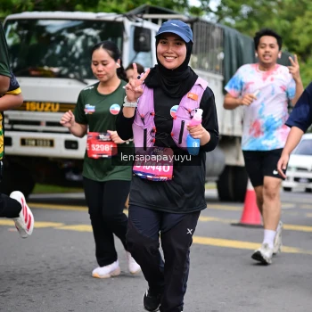 Runner Photo 4162613