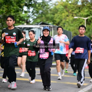 Runner Photo 4162614