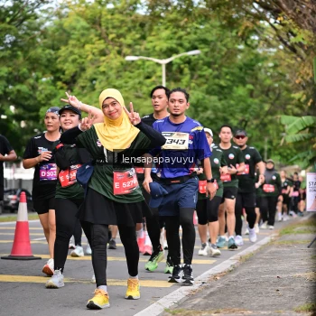Runner Photo 4162626