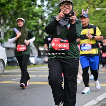 Runner Photo 4162659
