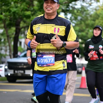 Runner Photo 4162663