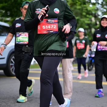 Runner Photo 4162669