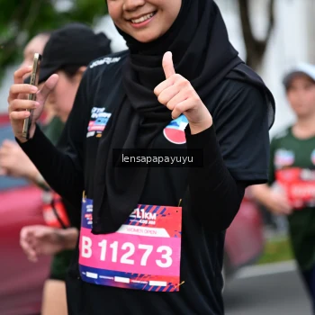 Runner Photo 4162672
