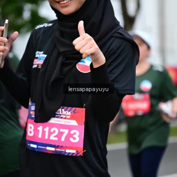 Runner Photo 4162676