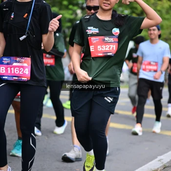 Runner Photo 4162685