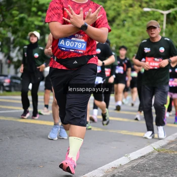 Runner Photo 4162686