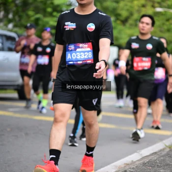 Runner Photo 4162719