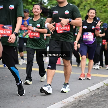 Runner Photo 4162722