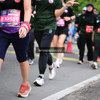 Runner Photo 4162734