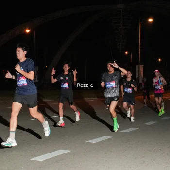 Runner Photo 4162742