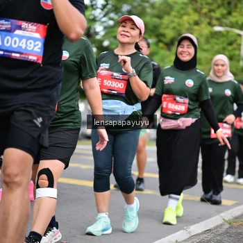 Runner Photo 4162753