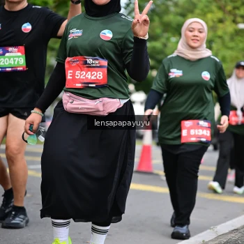 Runner Photo 4162765