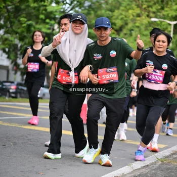 Runner Photo 4162773
