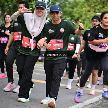 Runner Photo 4162778