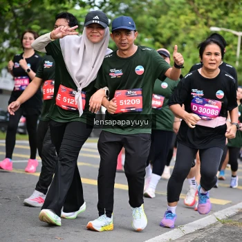Runner Photo 4162781