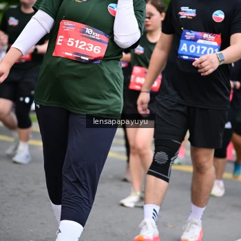 Runner Photo 4162791