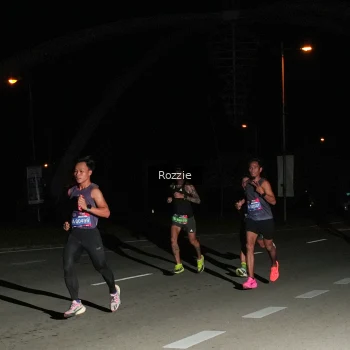 Runner Photo 4162797