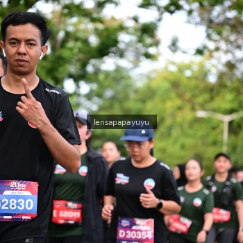 Runner Photo 4162798