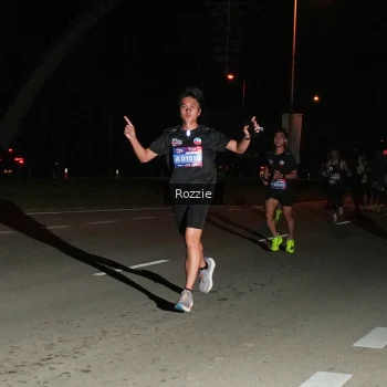 Runner Photo 4162801