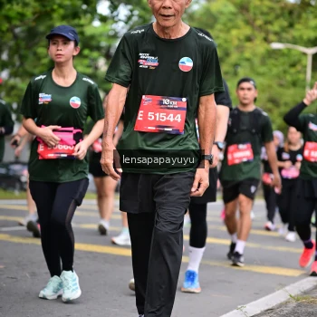 Runner Photo 4162811