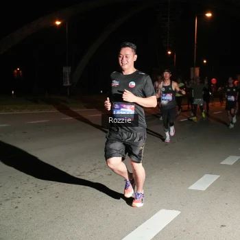 Runner Photo 4162822