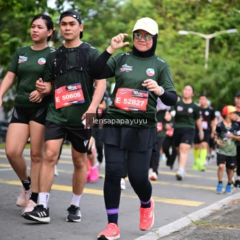 Runner Photo 4162823