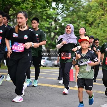 Runner Photo 4162825