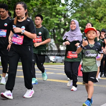 Runner Photo 4162834