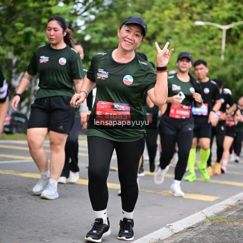Runner Photo 4162842