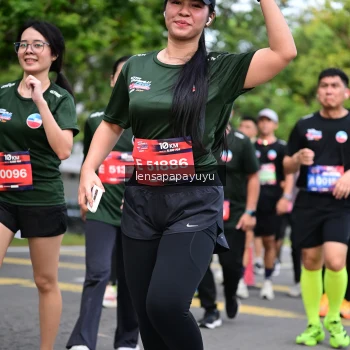 Runner Photo 4162853