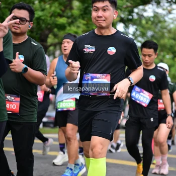 Runner Photo 4162859