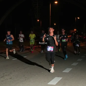 Runner Photo 4162860