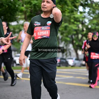 Runner Photo 4162873