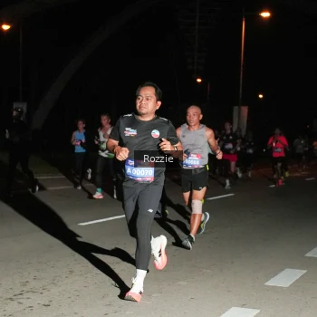 Runner Photo 4162889