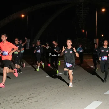 Runner Photo 4162892