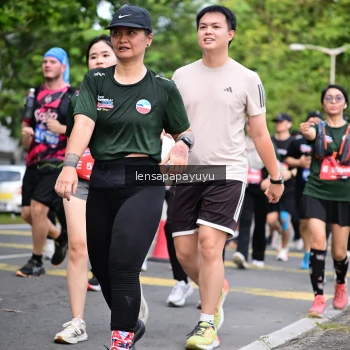 Runner Photo 4162902