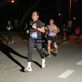 Runner Photo 4162905