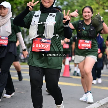 Runner Photo 4162913