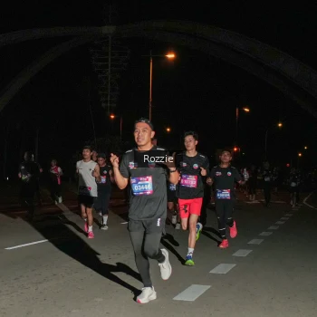 Runner Photo 4162943