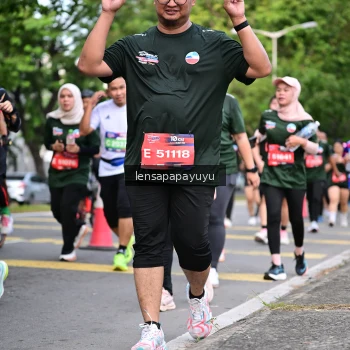 Runner Photo 4162968